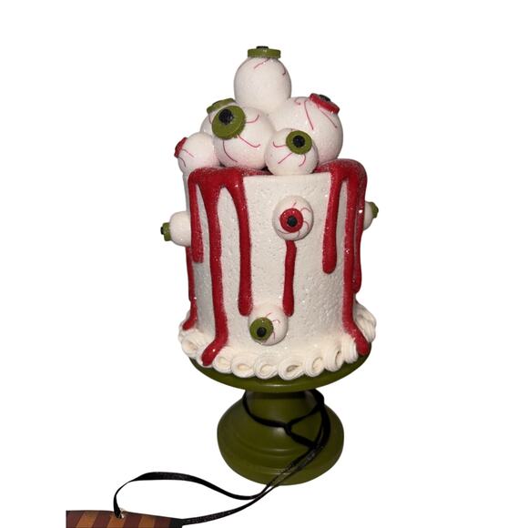Sweet Treats & Candy Corn Lane Eyeball Mini Cake Halloween Decor Frosted Viral - Picture 1 of 3